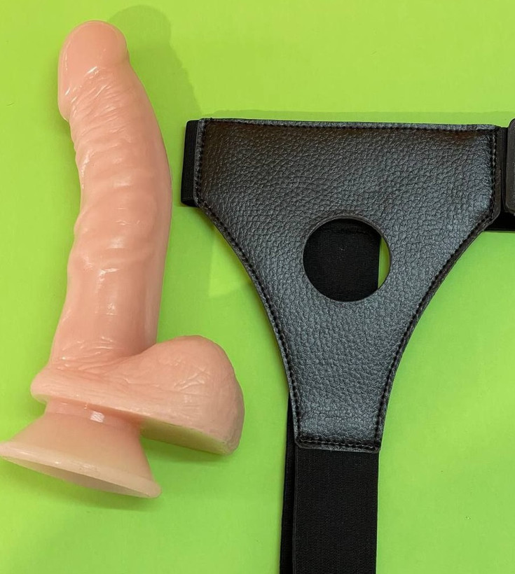 دیلدو قوسدار کمری